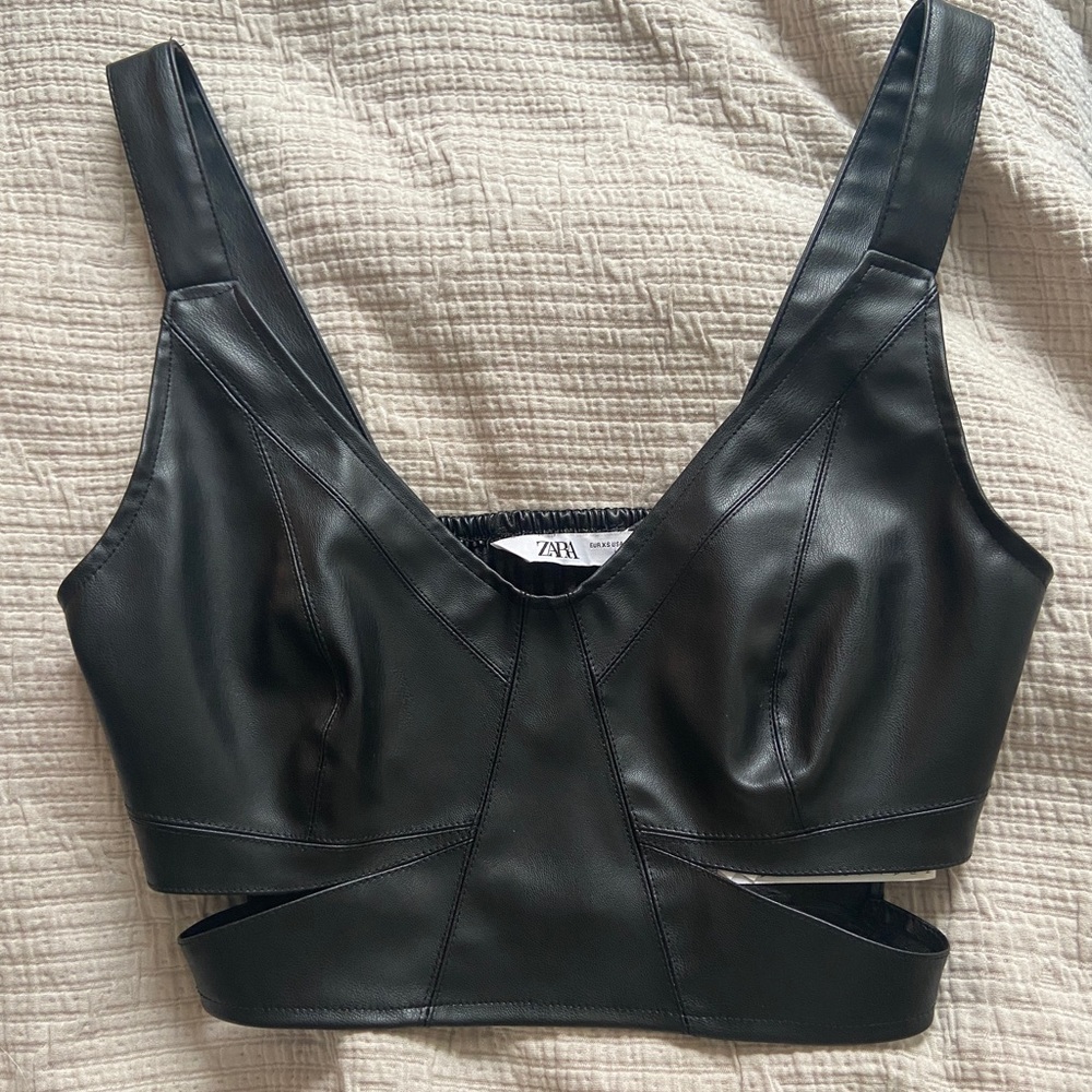 Faux leather ZARA cropped top